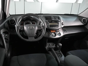 Внедорожник Toyota RAV4 2012 года, 1399000 рублей, Ростов-на-Дону