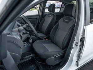 Седан Renault Logan Stepway 2019 года, 999000 рублей, Нижний Новгород