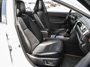 Седан Toyota Camry 2017 года, 2574000 рублей, Кирилловка