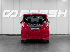 Минивэн Toyota Roomy 2017 года, 1329000 рублей, Сургут