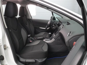 Хетчбэк Peugeot 308 2011 года, 599000 рублей, Воронеж