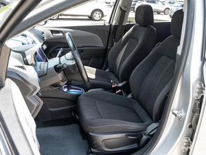 Хетчбэк Chevrolet Aveo 2013 года, 800000 рублей, Краснодар