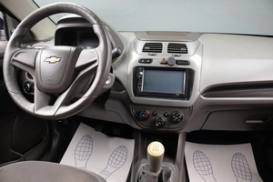 Седан Chevrolet Cobalt 2013 года, 619000 рублей, Оренбург