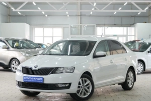 Лифтбек Skoda Rapid 2017 года, 1219000 рублей, Омск