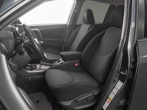 Внедорожник Toyota RAV4 2011 года, 1369000 рублей, Тюмень