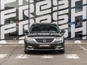 Седан Honda Accord 2013 года, 1370000 рублей, Краснодар