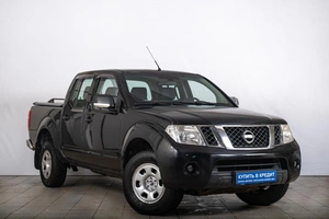 Пикап Nissan Navara 2010 года, 979000 рублей, Томск