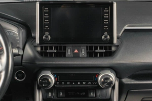 Внедорожник Toyota RAV4 2022 года, 2949000 рублей, Тюмень