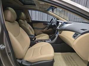 Седан Hyundai Elantra 2011 года, 875000 рублей, Красноярск