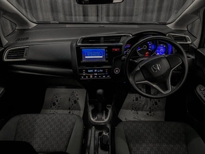 Хетчбэк Honda Fit 2016 года, 920000 рублей, Красноярск