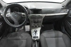 Хетчбэк Opel Astra 2008 года, 439000 рублей, Новокузнецк