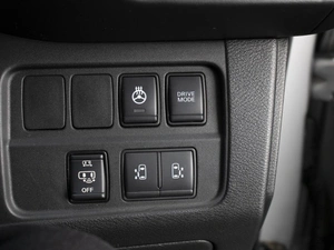 Минивэн Nissan Serena 2019 года, 2600000 рублей, Омск