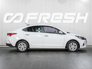 Седан Hyundai Solaris 2021 года, 1599000 рублей, Сургут