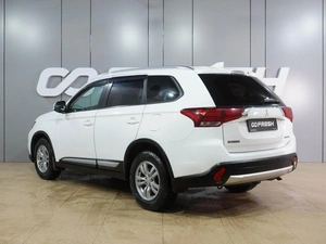 Внедорожник Mitsubishi Outlander 2017 года, 2179000 рублей, Воронеж