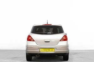 Хетчбэк Nissan Tiida 2008 года, 739000 рублей, Барнаул