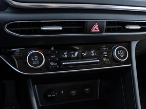 Седан Hyundai Sonata 2021 года, 3050000 рублей, Краснодар