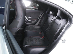 Седан Mercedes-benz CLA-класс 2019 года, 2800000 рублей, Ростов-на-Дону