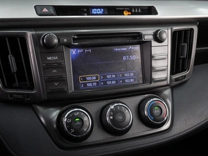 Внедорожник Toyota RAV4 2014 года, 2014000 рублей, Воронеж