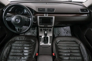 Седан Volkswagen Passat 2012 года, 1259000 рублей, Красноярск