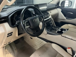 Внедорожник Toyota Land Cruiser 2021 года, 10300000 рублей, Абакан