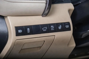 Седан Toyota Camry 2021 года, 3899000 рублей, Томск