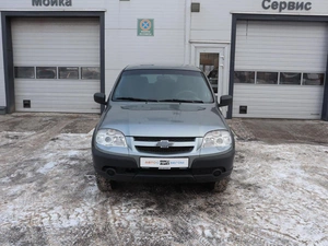 Внедорожник Chevrolet Niva 2016 года, 745000 рублей, Железногорск