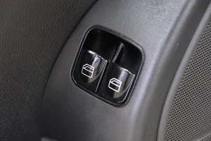 Хетчбэк Mercedes-benz C-класс 2002 года, 729000 рублей, Омск