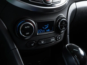 Хетчбэк Hyundai Solaris 2015 года, 1339000 рублей, Волгоград