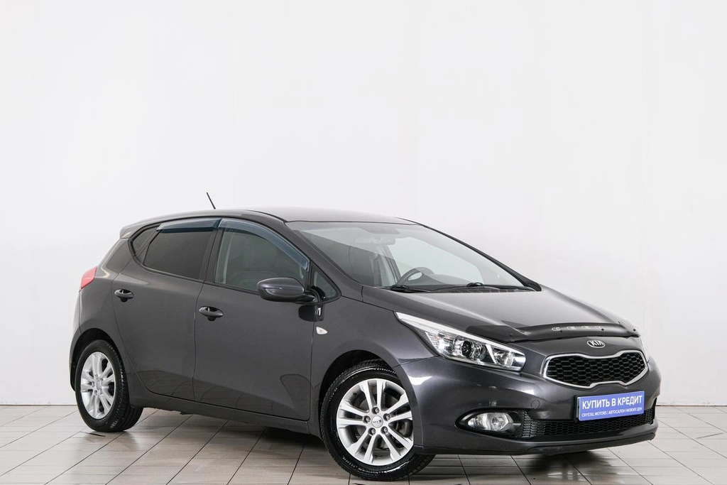 Хетчбэк Kia Ceed 2012 года, 1099000 рублей, Красноярск