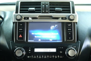 Внедорожник Toyota Land Cruiser Prado 2015 года, 3149000 рублей, Омск