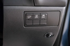 Седан Mazda Axela 2016 года, 1399000 рублей, Красноярск