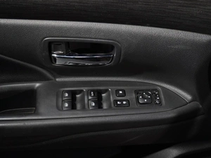 Внедорожник Mitsubishi Outlander 2017 года, 2820999 рублей, Тверь