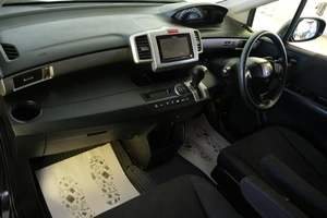 Минивэн Honda Freed 2012 года, 1159000 рублей, Омск