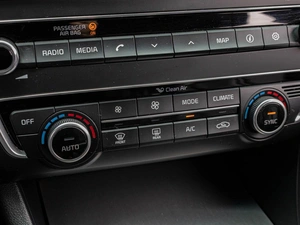 Седан Kia Optima 2016 года, 2090000 рублей, Краснодар