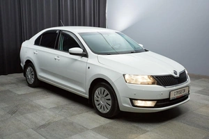 Лифтбек Skoda Rapid 2015 года, 947000 рублей, Красноярск