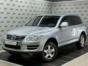 Внедорожник Volkswagen Touareg 2008 года, 1150000 рублей, Красноярск