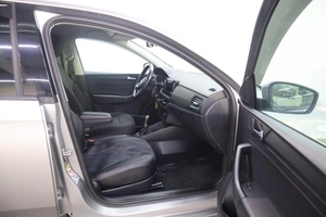 Хэтчбек Volkswagen Polo 2021 года, 1740000 рублей, Брянск