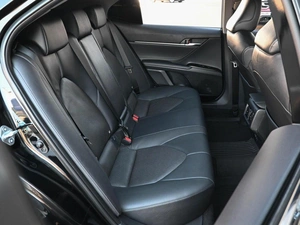 Седан Toyota Camry 2021 года, 2898000 рублей, Кирилловка