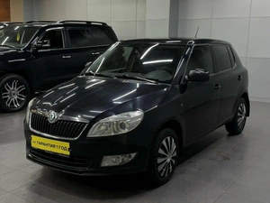 Хетчбэк Skoda Fabia 2012 года, 647000 рублей, Красноярск