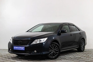Седан Toyota Camry 2013 года, 1719000 рублей, Сургут