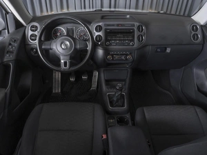 Внедорожник Volkswagen Tiguan 2014 года, 1220000 рублей, Ставрополь