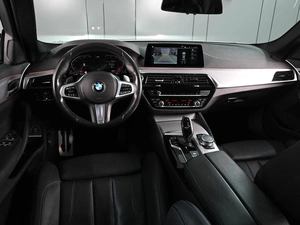 Седан BMW 5 серия 2019 года, 3714070 рублей, Аксай