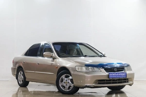 Седан Honda Accord 2000 года, 499000 рублей, Новокузнецк