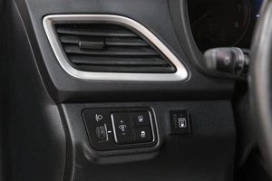 Седан Hyundai Solaris 2017 года, 1099000 рублей, Омск