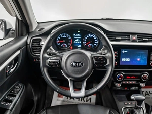 Седан Kia Rio 2020 года, 1650000 рублей, Красноярск