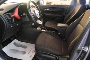 Седан Kia Rio 2021 года, 1899000 рублей, Омск