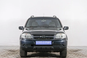 Внедорожник Chevrolet Niva 2011 года, 649000 рублей, Красноярск