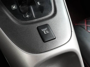 Хетчбэк Toyota Auris 2008 года, 689000 рублей, Воронеж