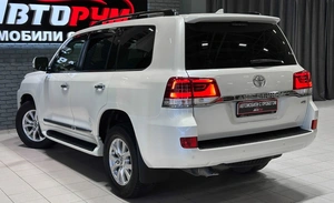 Внедорожник Toyota Land Cruiser 2019 года, 7277000 рублей, Красноярск