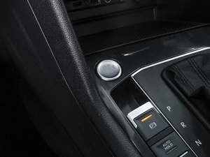 Внедорожник Volkswagen Tiguan 2018 года, 2450000 рублей, Ростов-на-Дону